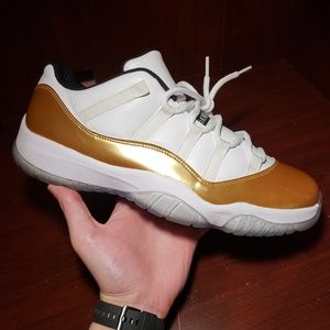 Jordan retro 11 low